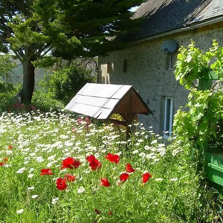 Le Mesnil De Bed & Breakfast Créances